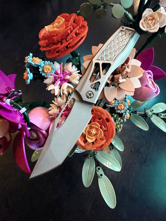 Protean Drop 57 - Dragon Skelly Tanto